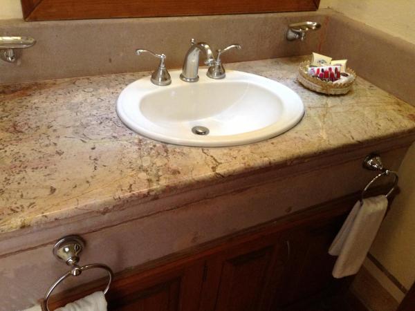 Hotel Quinta Santiago : photo 1 de la chambre chambre double avec 2 lits doubles