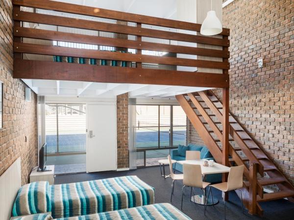 Marion Motel and Apartments : photo 1 de la chambre loft