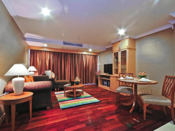 Admiral Suites Bangkok : photo 6 de la chambre suite 1 chambre avec balcon - amiral