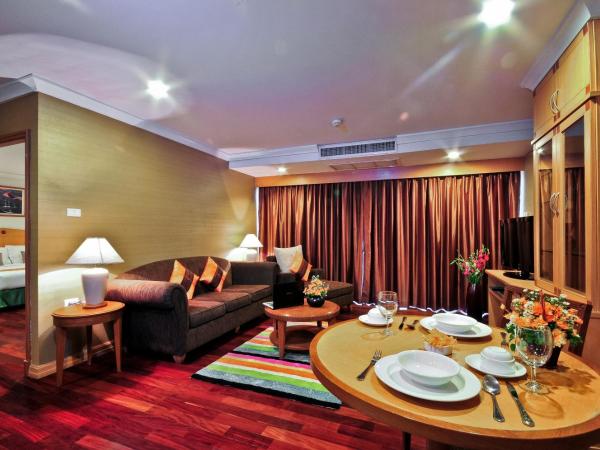 Admiral Suites Bangkok : photo 5 de la chambre suite 1 chambre avec balcon - amiral