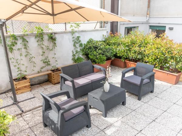 La Nuova Corte Rooms : photo 5 de la chambre chambre double deluxe avec balcon