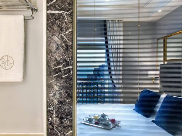 Grand Hotel Santa Lucia : photo 2 de la chambre chambre double - vue sur mer