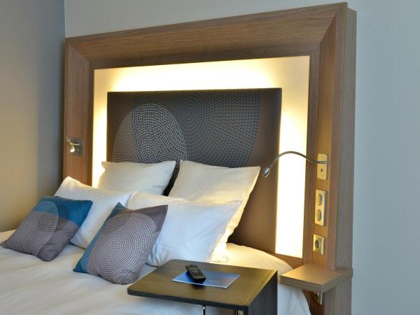 Novotel Clermont-Ferrand : photo 3 de la chambre chambre double classique avec canapé-lit