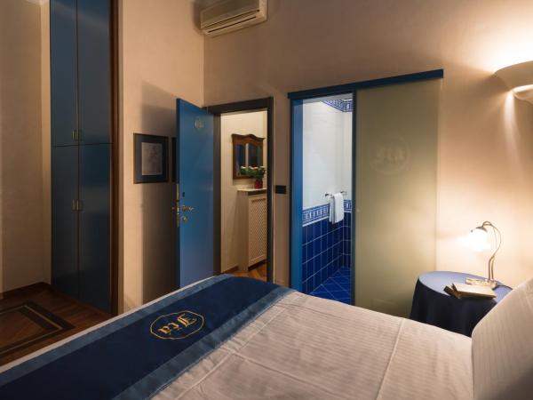 Residence Jecna : photo 4 de la chambre suite junior avec balcon