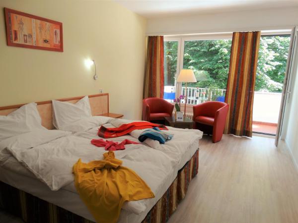 Hotel Excelsior : photo 6 de la chambre chambre double ou lits jumeaux avec balcon