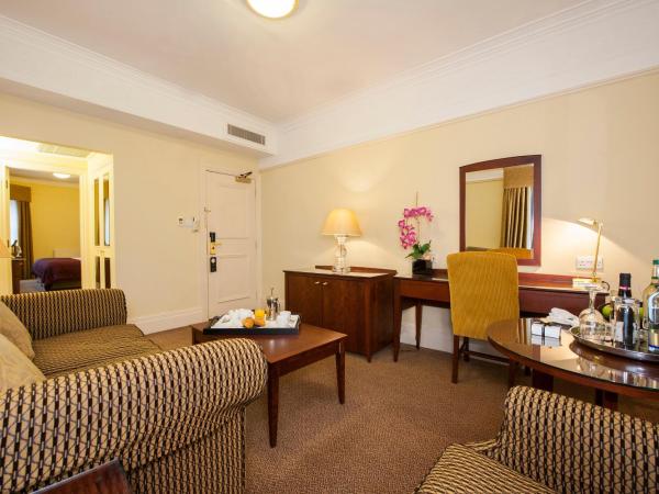 Macdonald Burlington Hotel : photo 4 de la chambre suite