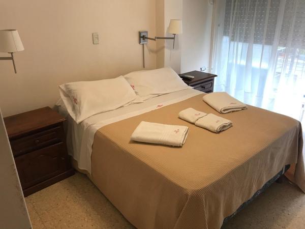 Cordoba Inn Apart Hotel : photo 4 de la chambre appartement avec balcon (3 adultes)