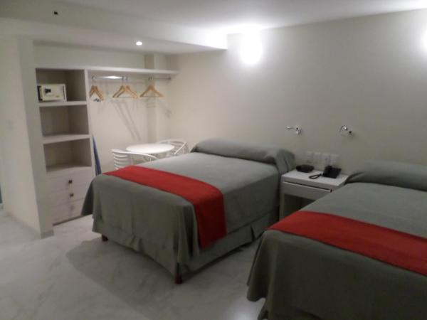 We Hotel Acapulco : photo 10 de la chambre chambre double standard avec 2 lits doubles