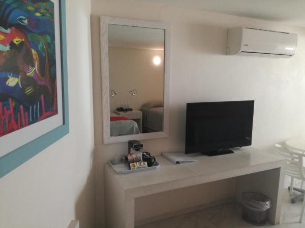 We Hotel Acapulco : photo 9 de la chambre chambre double standard avec 2 lits doubles