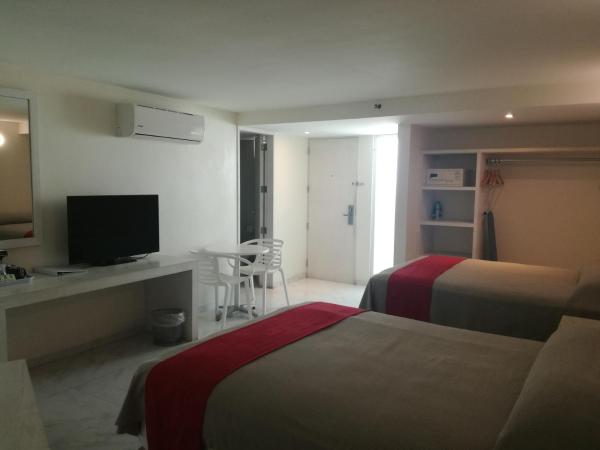 We Hotel Acapulco : photo 8 de la chambre chambre double standard avec 2 lits doubles