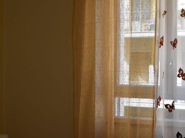 Via Trento 30 : photo 5 de la chambre chambre triple avec salle de bains privative