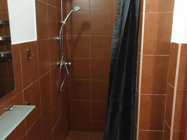 Guest House Orczy Park : photo 3 de la chambre chambre standard lit queen-size