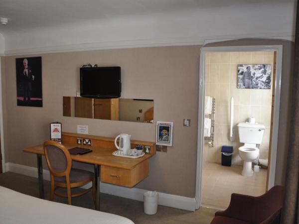Hotel Celebrity Bournemouth East Cliff by Villare hotels : photo 8 de la chambre chambre lits jumeaux supérieure