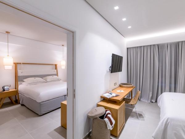 Messinian Icon Hotel & Suites : photo 6 de la chambre chambre familiale - vue sur mer