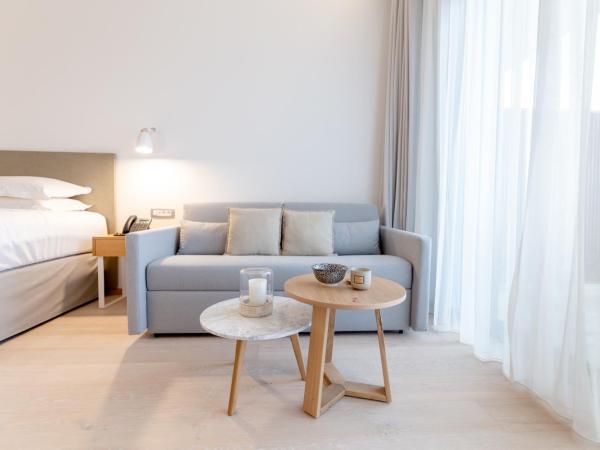 Messinian Icon Hotel & Suites : photo 9 de la chambre chambre quadruple supérieure