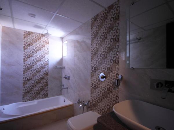 Hotel Furaat Inn : photo 5 de la chambre suite