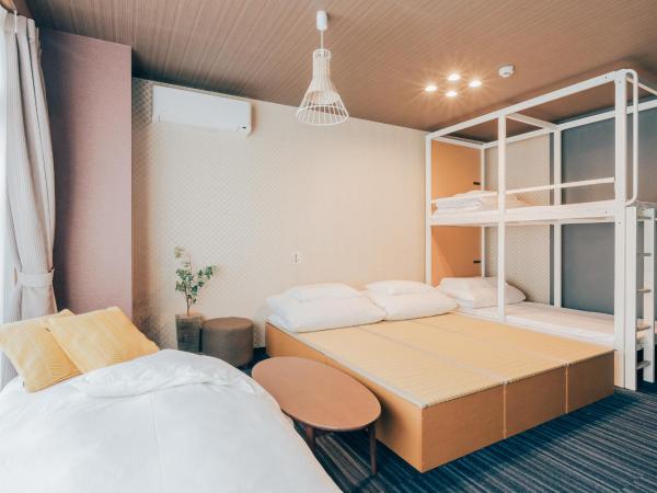 Playsis Asakusa : photo 2 de la chambre chambre triple avec terrasse