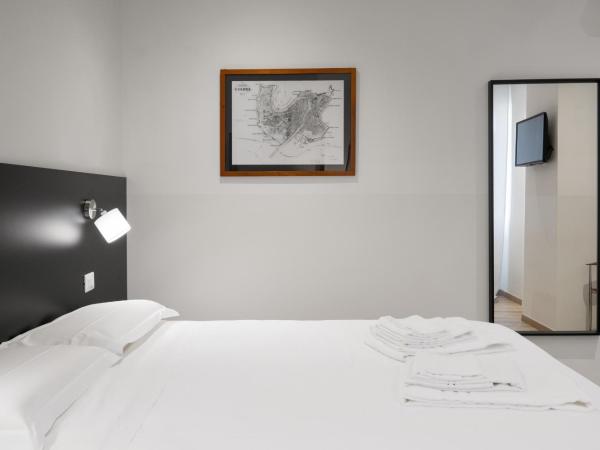 ParcoSantaTeresa Suites LOC-02279 : photo 6 de la chambre chambre double avec salle de bains privative