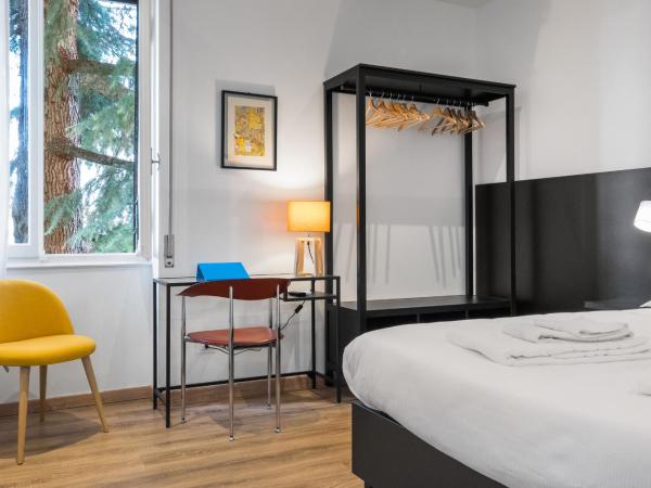 ParcoSantaTeresa Suites LOC-02279 : photo 2 de la chambre chambre double avec salle de bains privative