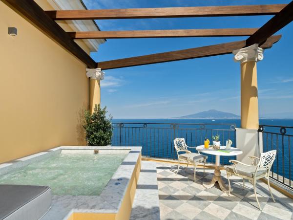 Bellevue Syrene : photo 5 de la chambre suite avec terrasse