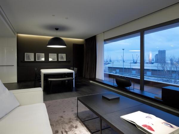 The Met Hotel Thessaloniki, a Member of Design Hotels : photo 5 de la chambre suite the met