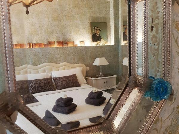 Miglioranzi Rooms : photo 4 de la chambre suite avec balcon