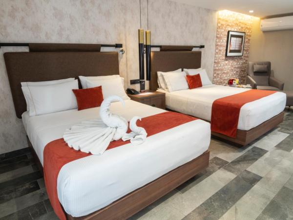 Hotel Ronda Minerva : photo 4 de la chambre chambre double supérieure avec deux lits doubles