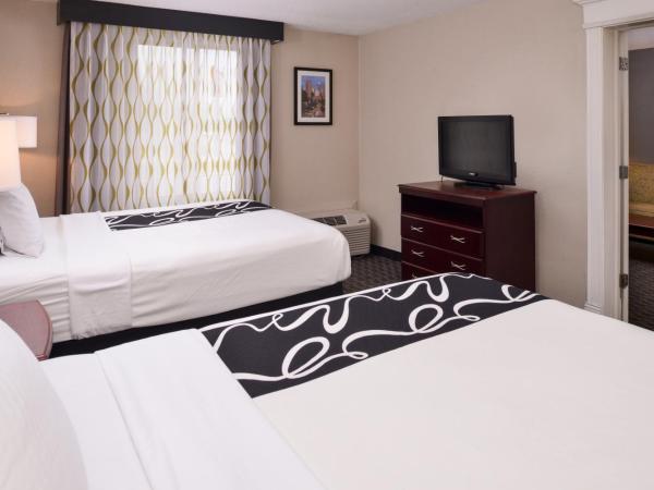 La Quinta by Wyndham Indianapolis South : photo 1 de la chambre suite avec 2 lits queen-size - non-fumeurs