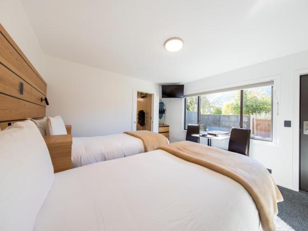 Lomond Lodge Motel & Apartments : photo 7 de la chambre studio jardin (2 adultes)