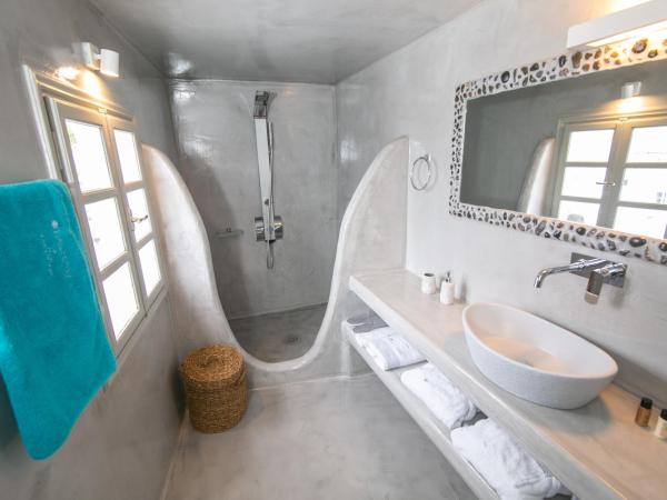 Kaleidoscope Cave Houses : photo 10 de la chambre suite blue sky avec jacuzzi extérieur