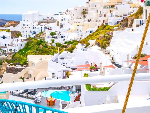 Kaleidoscope Cave Houses : photo 8 de la chambre suite blue sky avec jacuzzi extérieur