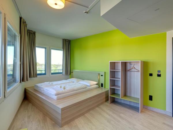 MEININGER Hotel München Olympiapark : photo 4 de la chambre chambre double pour occupation simple