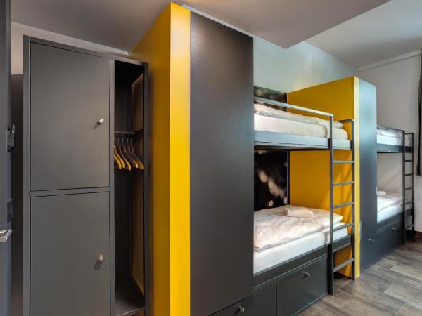 MEININGER Hotel München Olympiapark : photo 3 de la chambre lit dans dortoir mixte de 6 lits