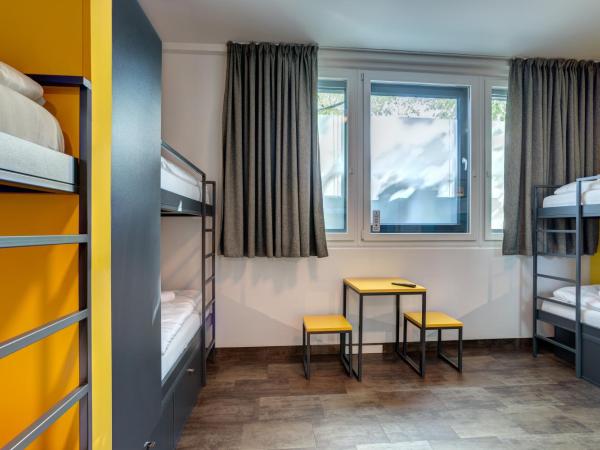 MEININGER Hotel München Olympiapark : photo 2 de la chambre lit dans dortoir mixte de 6 lits
