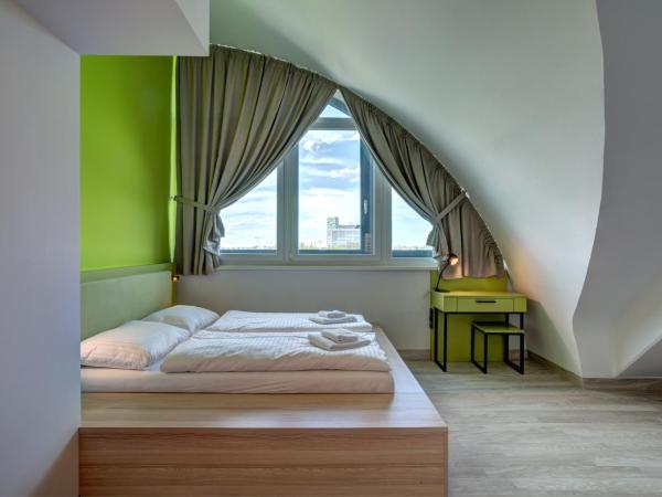 MEININGER Hotel München Olympiapark : photo 3 de la chambre chambre triple