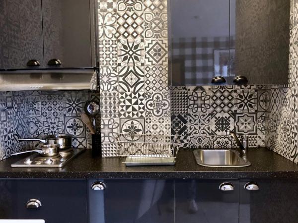 Suite Loc Luxury Aparthotel : photo 7 de la chambre studio pop art