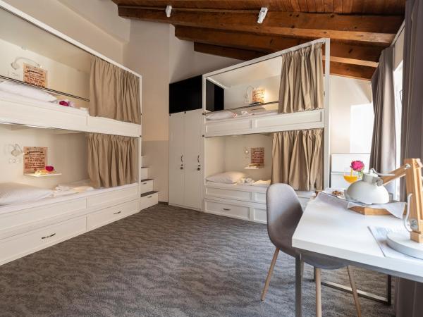 Downtown Boutique Hostel : photo 4 de la chambre lit dans dortoir pour femmes de 6 lits