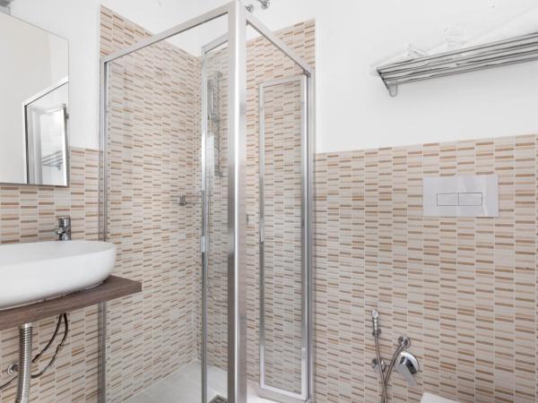 Rainbow Napoli : photo 8 de la chambre chambre double avec balcon