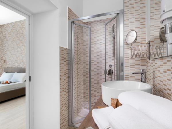 Rainbow Napoli : photo 6 de la chambre chambre double avec balcon