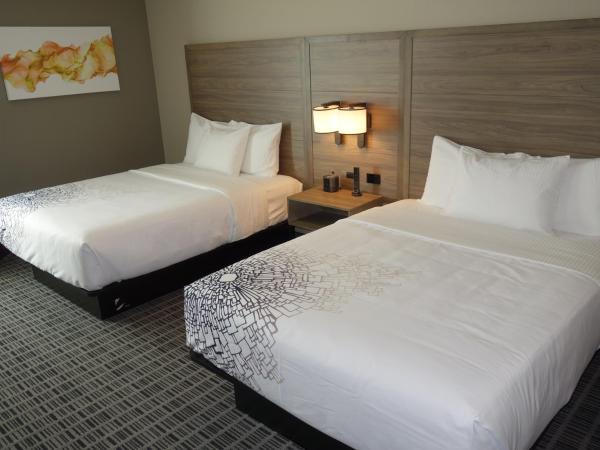 La Quinta by Wyndham San Antonio Alamo City : photo 6 de la chambre chambre 2 lits queen-size - non-fumeurs