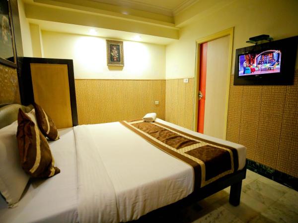 Hotel Moti Palace : photo 8 de la chambre chambre double deluxe