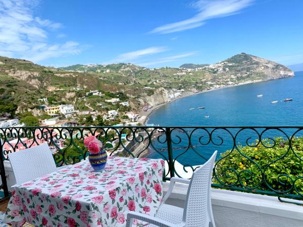 Villa Egidio : photo 3 de la chambre chambre double avec balcon - vue sur mer