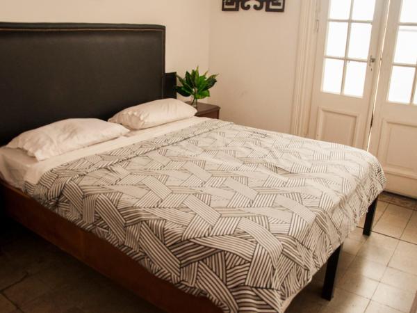 IDEAL SOCIAL Hostel : photo 1 de la chambre suite présidentielle