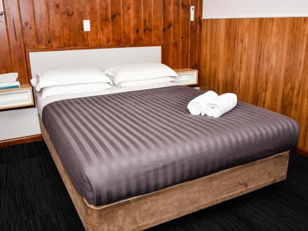 Hobart Tower Motel : photo 1 de la chambre chambre standard lit queen-size