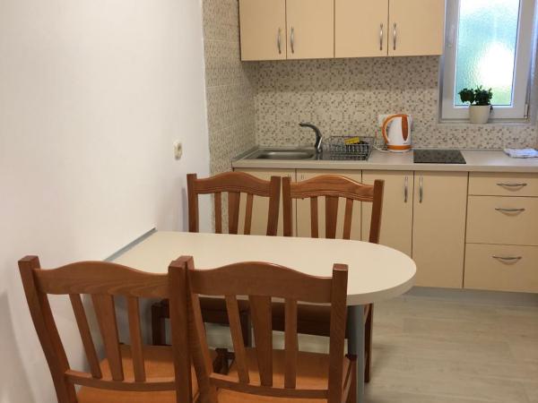 Apartmans and rooms ''Slavica'' : photo 6 de la chambre appartement - vue sur mer
