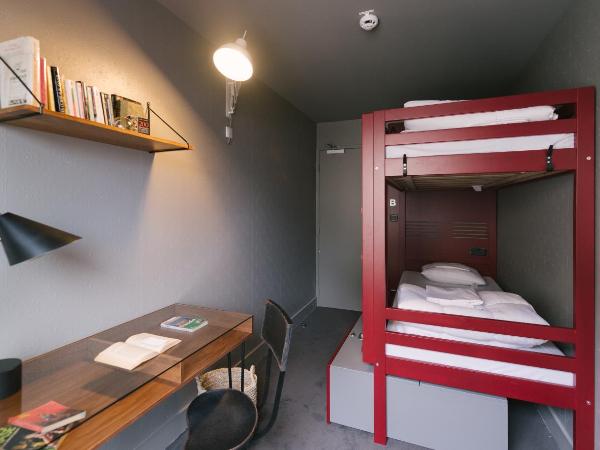 HO36 Hostel : photo 6 de la chambre dortoir privé avec salle de bains commune (2 adultes)