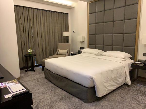 Hyatt Regency Ahmedabad : photo 5 de la chambre suite lit king-size