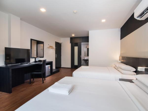 Hotel Waterfall : photo 1 de la chambre chambre familiale supérieure