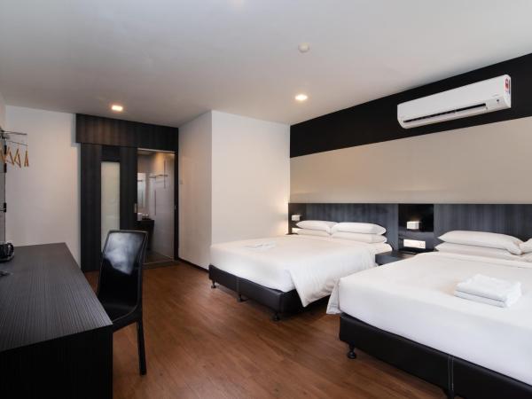 Hotel Waterfall : photo 2 de la chambre chambre familiale supérieure