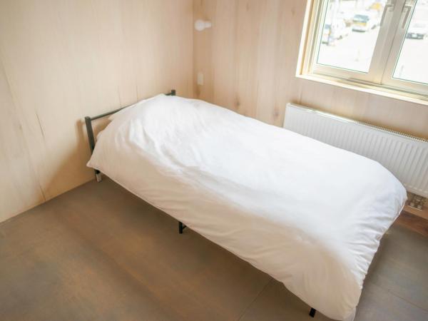 BEACH AND FIELD INN : photo 6 de la chambre lit simple dans dortoir mixte